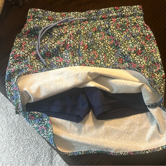 ‼️SALE‼️NWT St. John's Bay Womens Mid Rise Skort‼️ - Picture 2 of 5